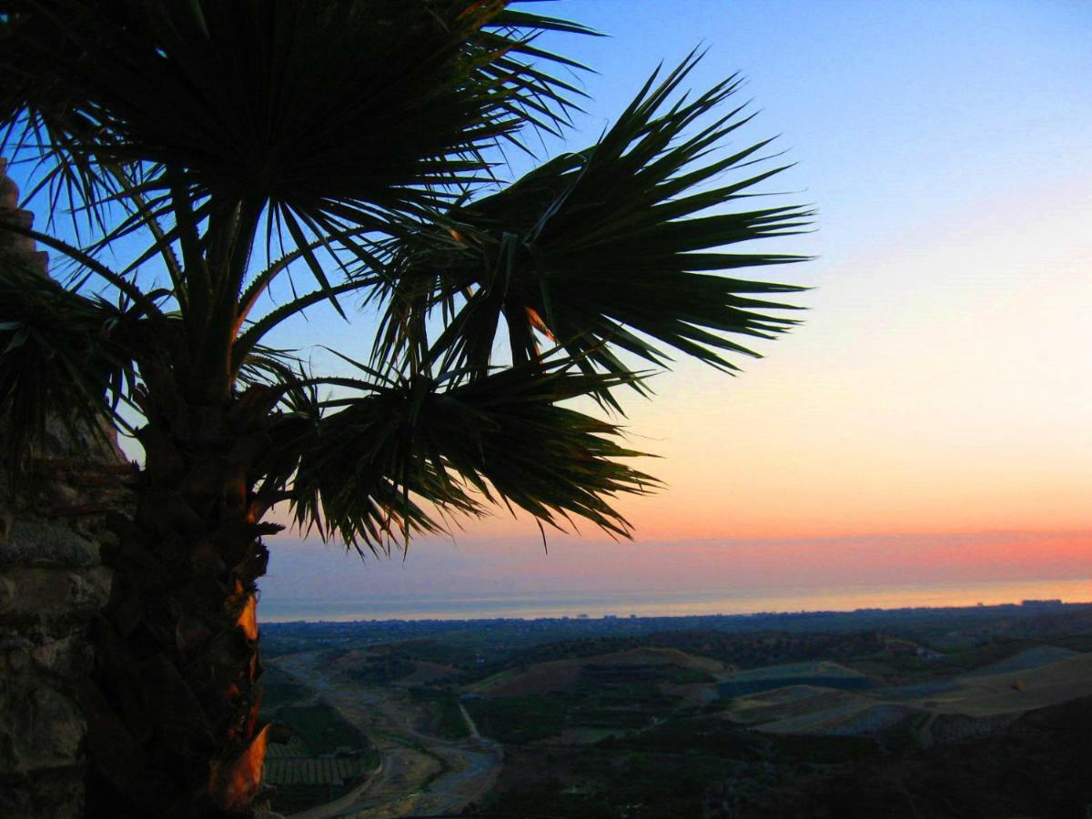 Relais Hotel Palazzo Castriota Corigliano Calabro Kültér fotó