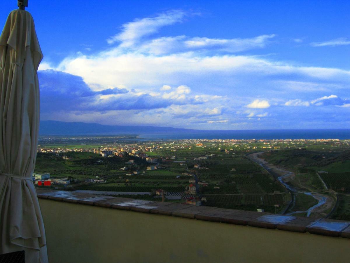 Relais Hotel Palazzo Castriota Corigliano Calabro Kültér fotó